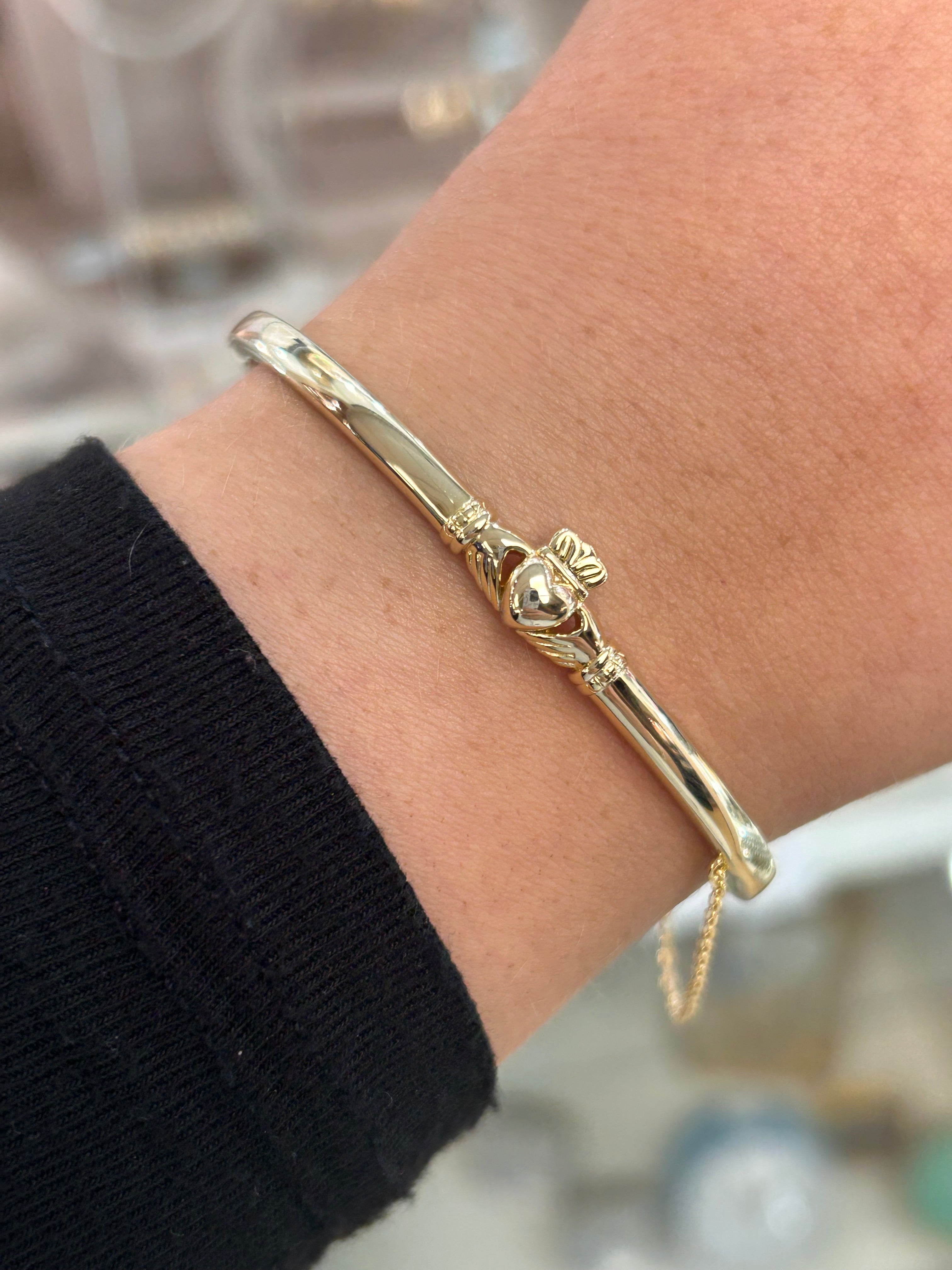 Claddagh Bangle