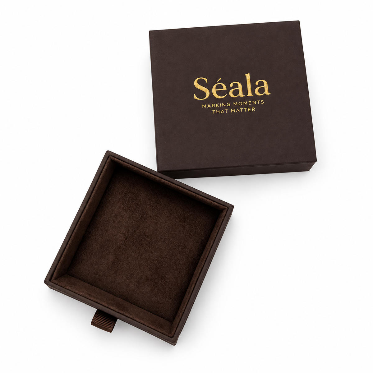 Séala Plain Claddagh Pendant CP125GL